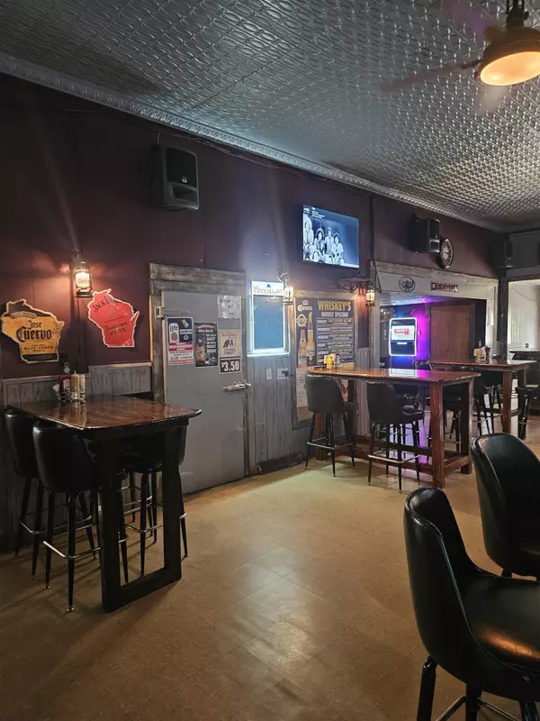 Avoca, WI 53506,403 Front Street