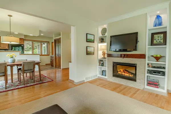 Madison, WI 53704-1715,4502 JAY Drive