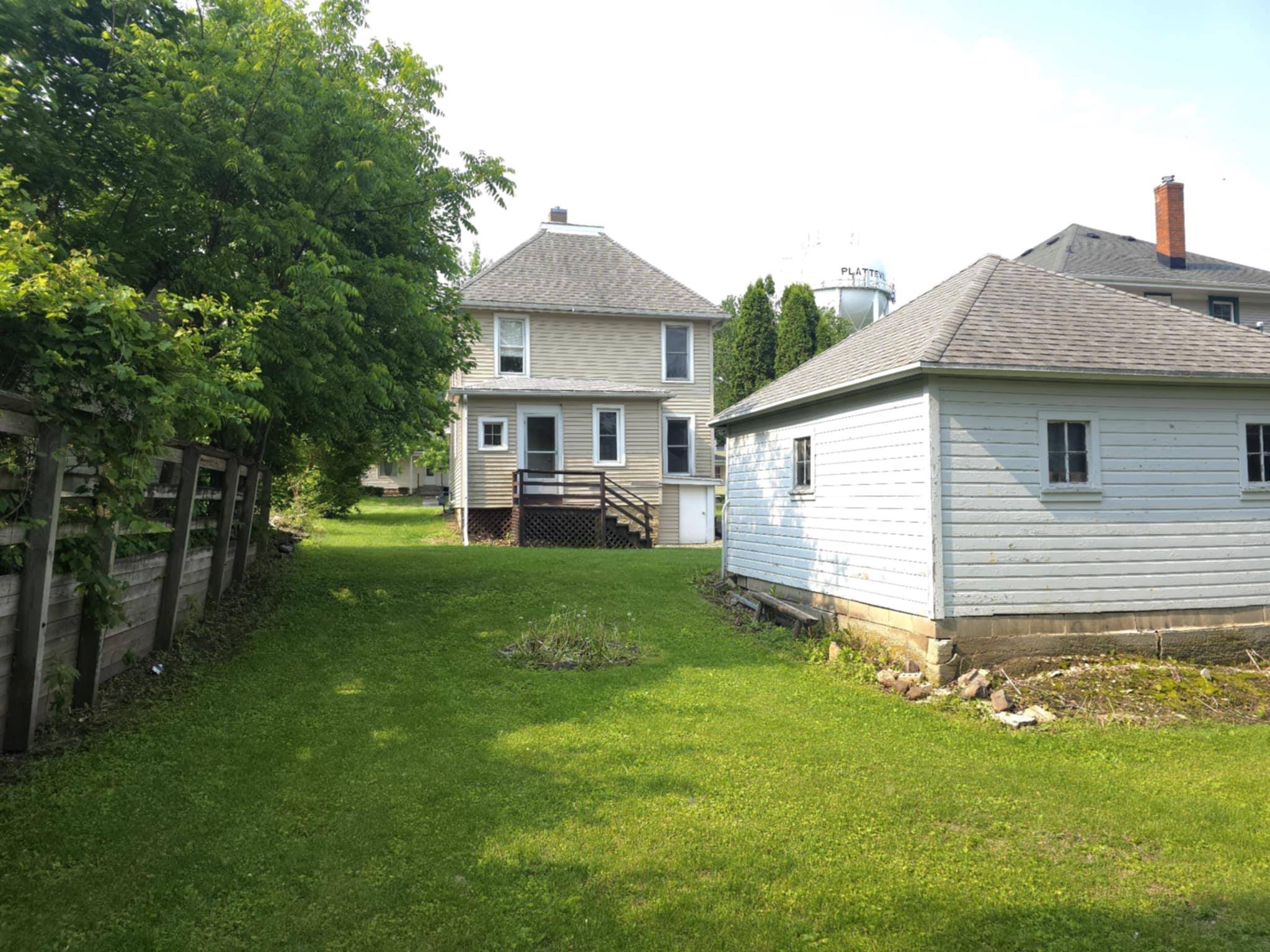 Platteville, WI 53818,320 W Cedar Street