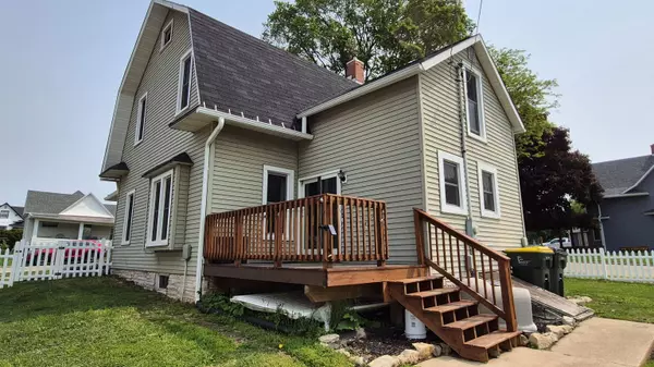 Fennimore, WI 53809-1807,725 10th Street