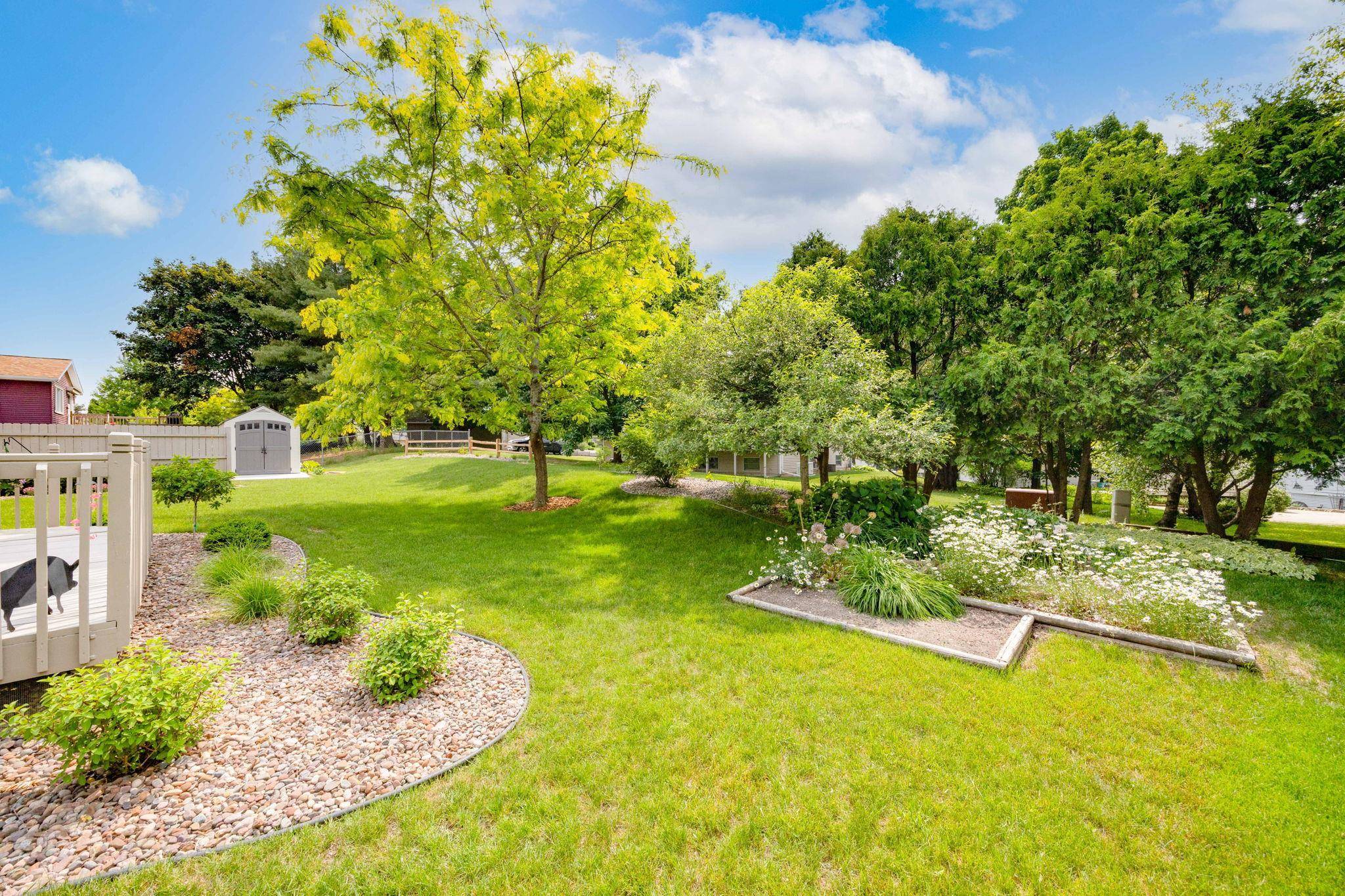 Fort Atkinson, WI 53538-0000,417 Raintree Drive