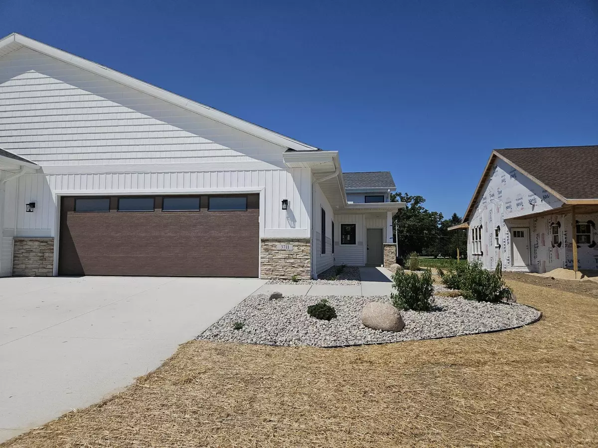 Janesville, WI 53546,3711 Newcastle Drive