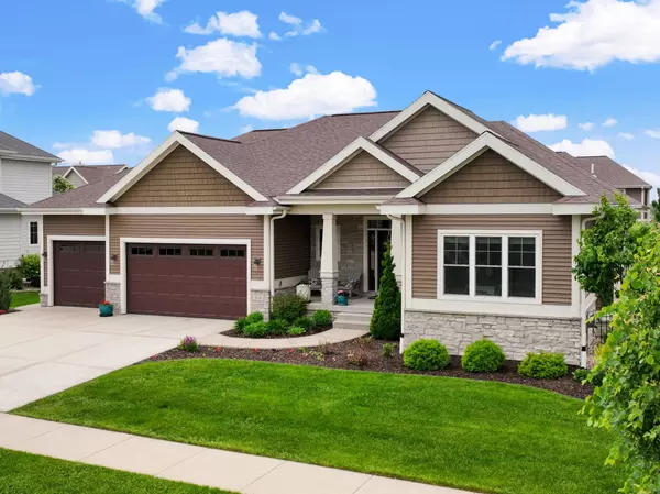 814 Richard Way, Waunakee, WI 53597