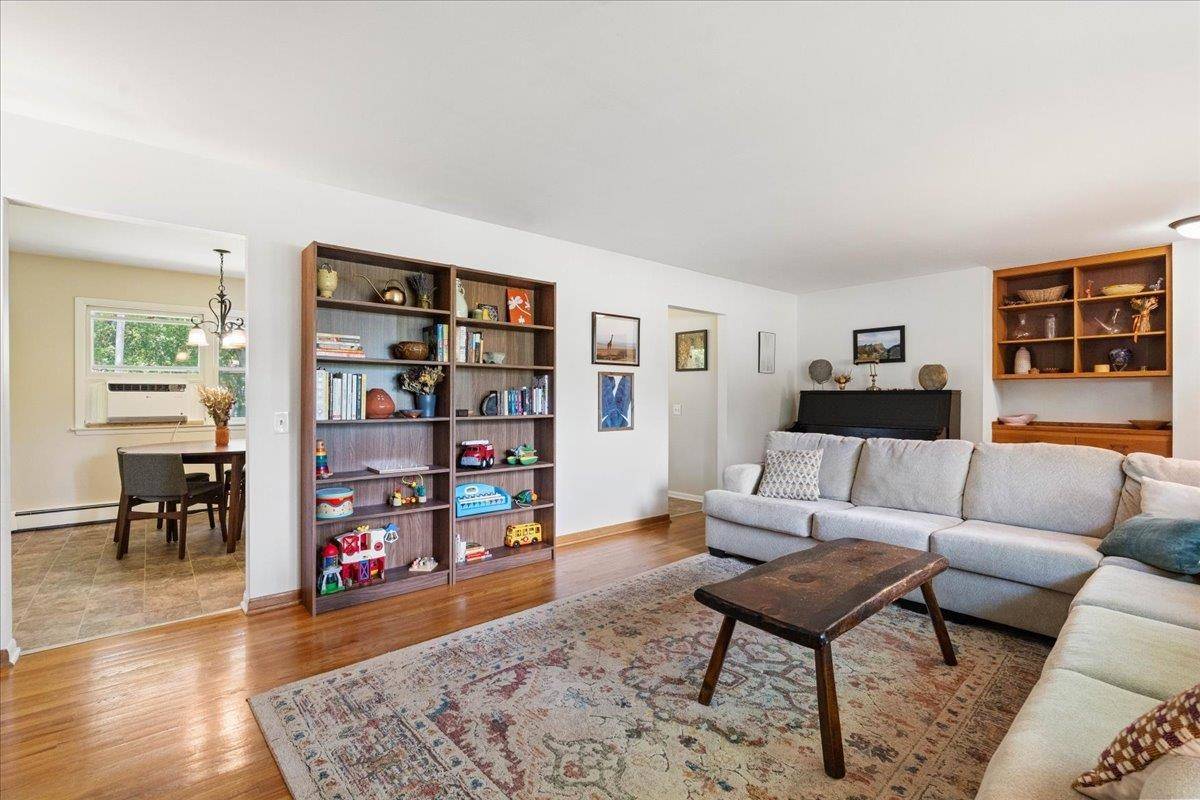 Madison, WI 53704,1402 Arrowood Drive
