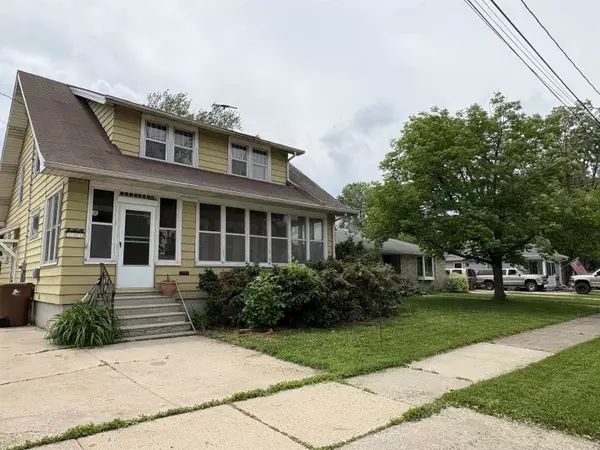 Menasha, WI 54952,121 Kaukauna Street