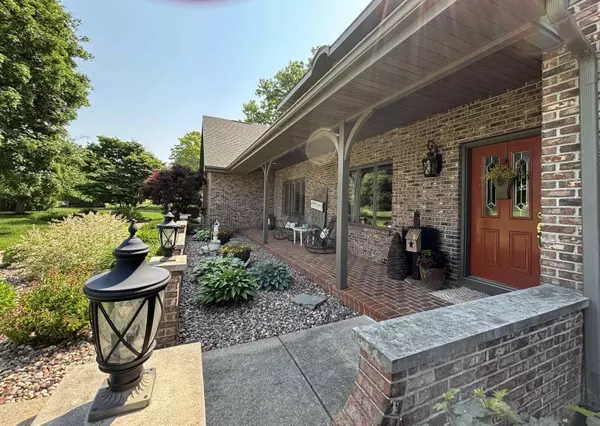 Janesville, WI 53545,2555 W Deer Path Trail