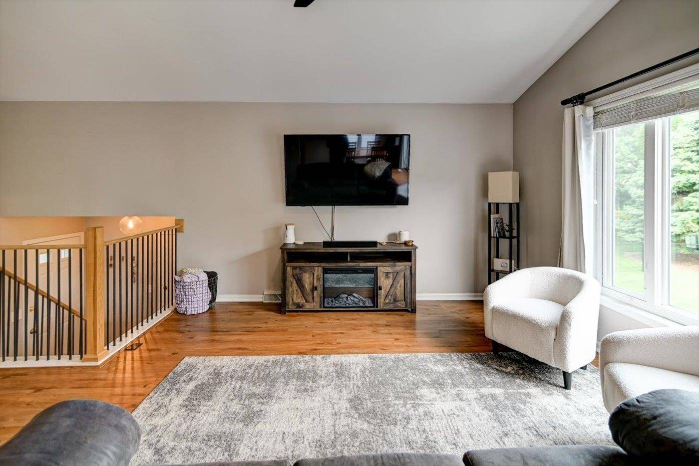 Sun Prairie, WI 53590,1724 Sapphire Way