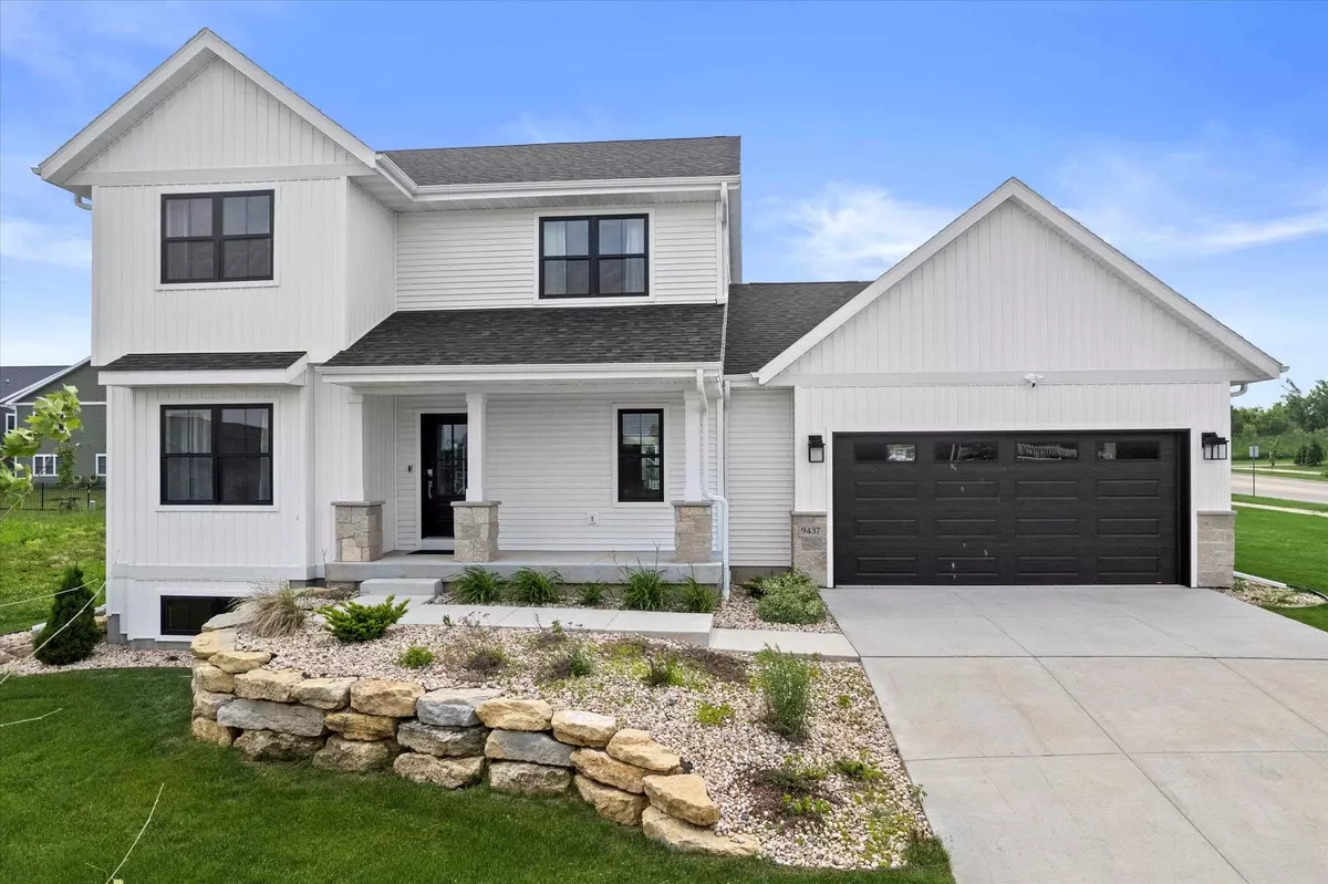 Middleton, WI 53562,9437 Cobalt Street