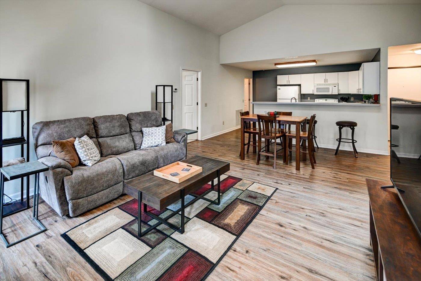 Madison, WI 53719,2822 Cimarron Trail