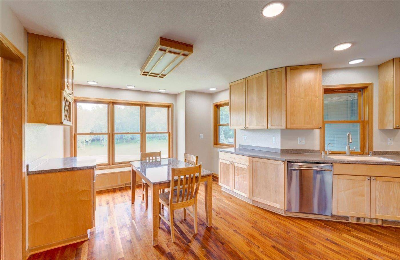 Stoughton, WI 53589,1717 Koshkonong Road