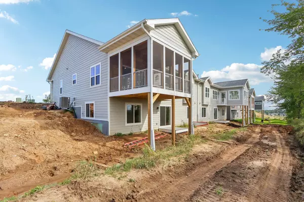 Deforest, WI 53532,6477 Ridge View Way