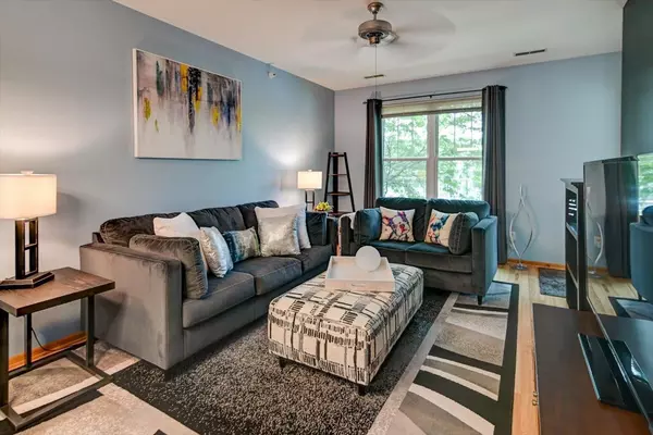 101 Metro Terrace #207, Madison, WI 53718