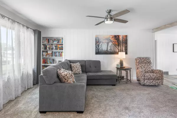 Ripon, WI 54971,30 Highland Avenue