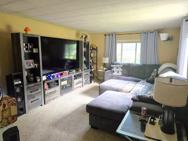 Janesville, WI 53548,19 Falling Creek Drive #19