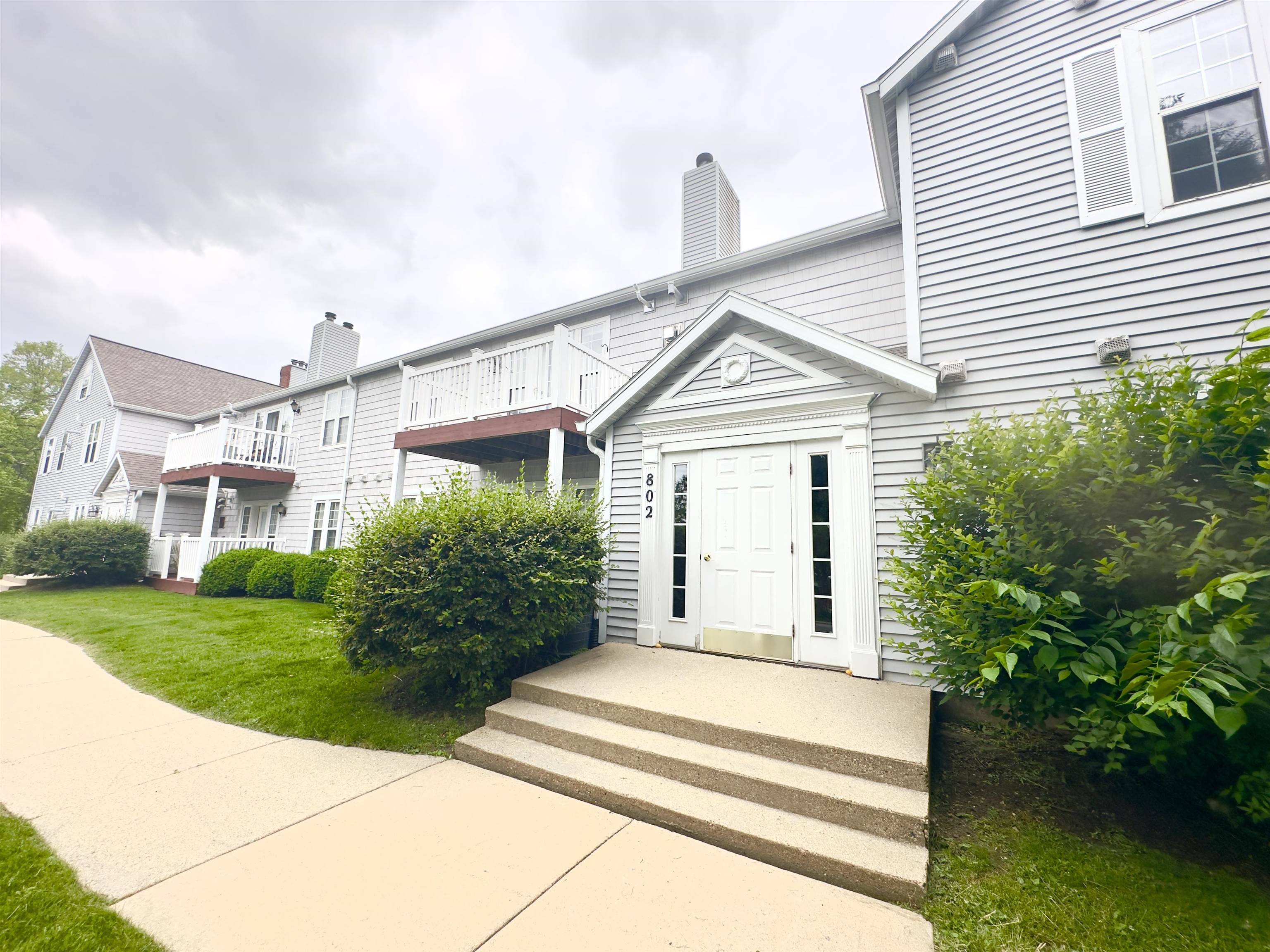 802 Kottke Drive #8, Madison, WI 53719