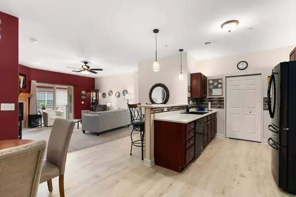 Sun Prairie, WI 53590,955 Liberty Boulevard #205