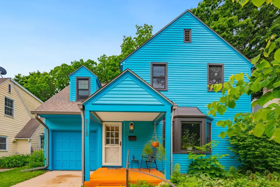 818 Ottawa Trail, Madison, WI 53711