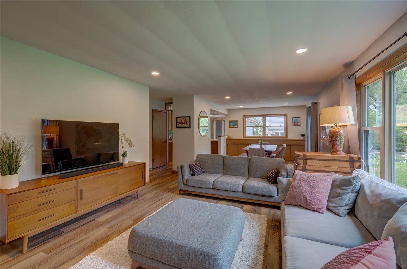 Madison, WI 53705,5043 Marathon Drive