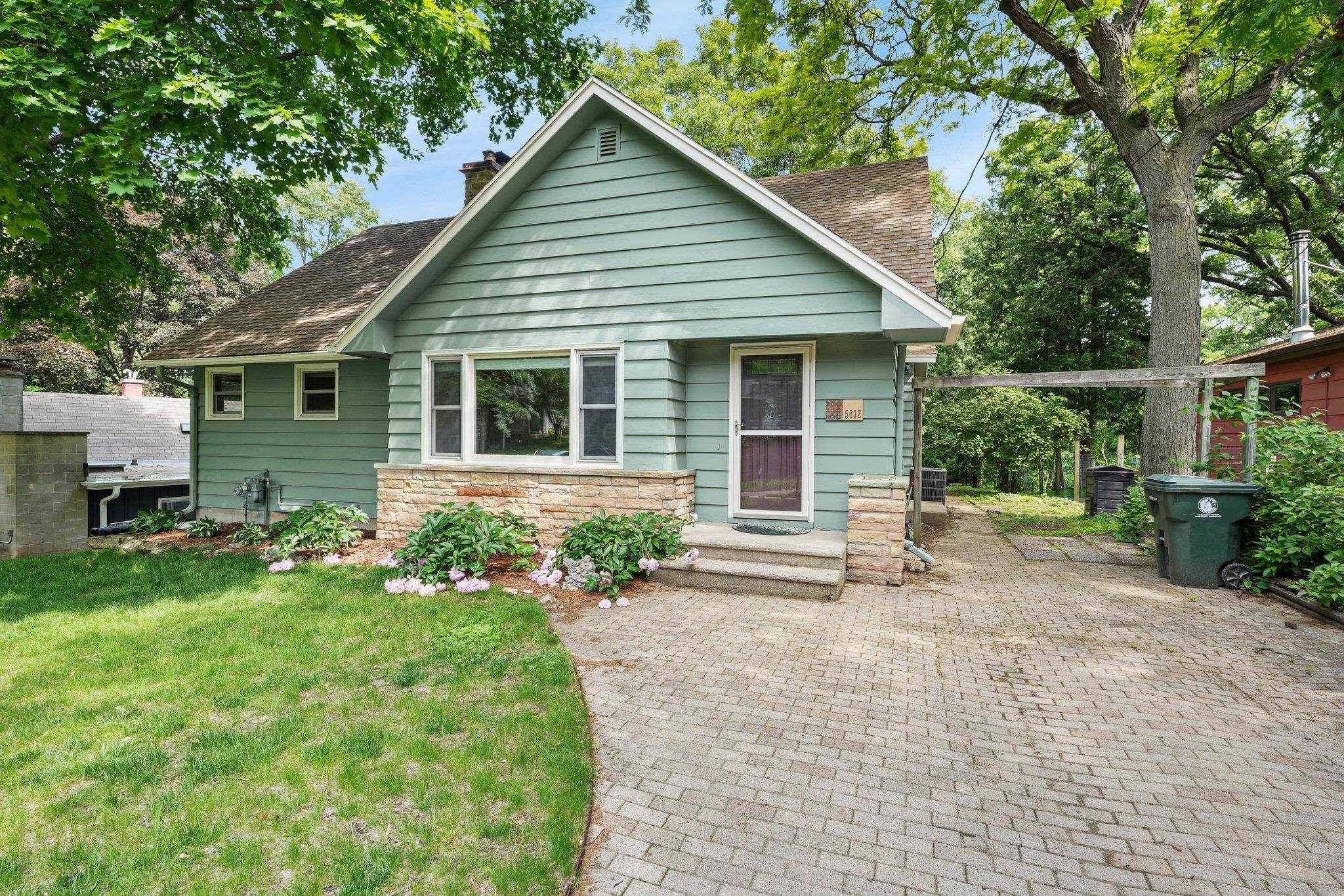 5612 Crestwood Place, Madison, WI 53705