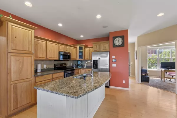 Verona, WI 53593,9414 Harvest Moon Lane