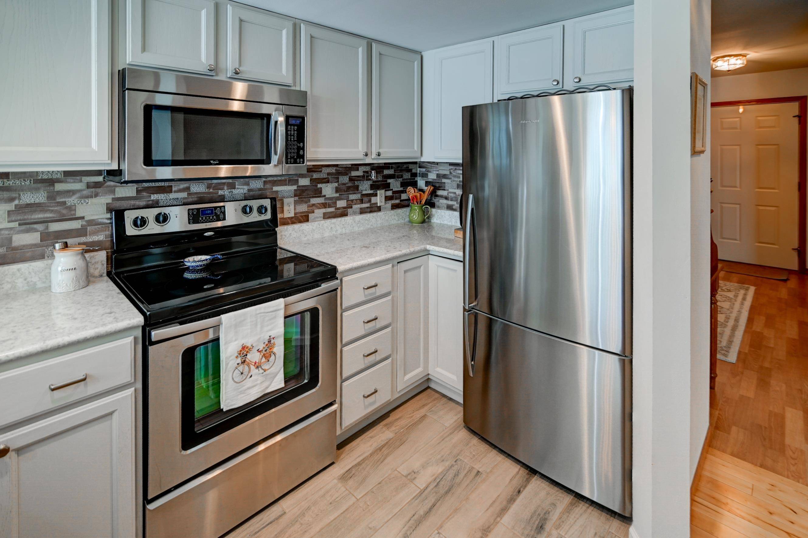 Madison, WI 53718,6155 Dell Drive #3