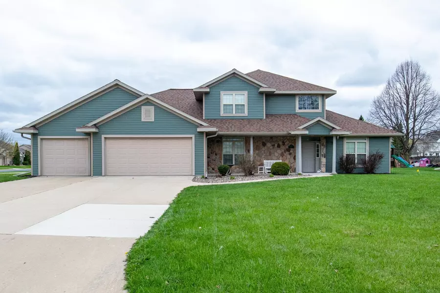 141 Cavil Way, De Pere, WI 54115