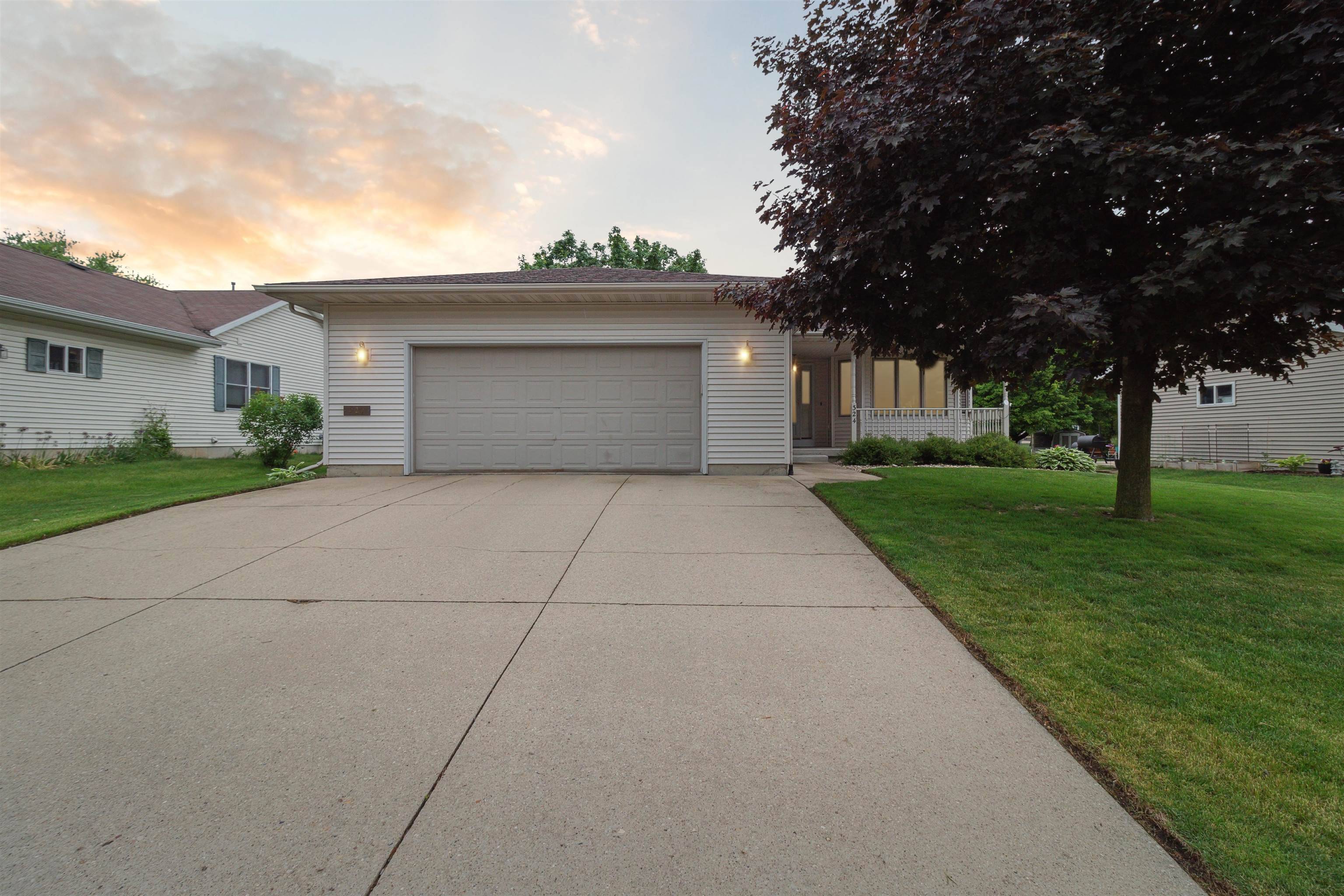 Stoughton, WI 53589,324 W Milwaukee Street