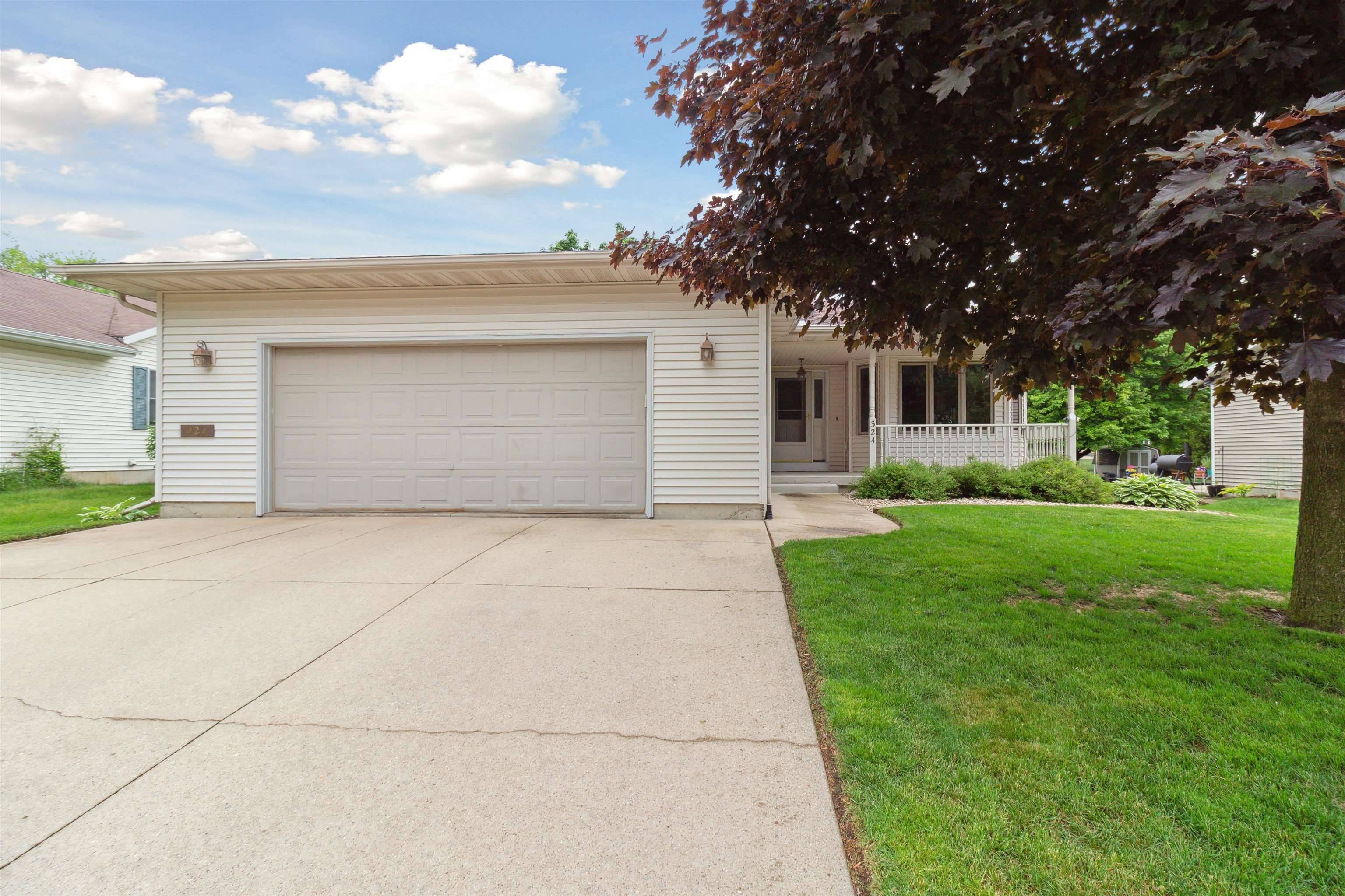 Stoughton, WI 53589,324 W Milwaukee Street