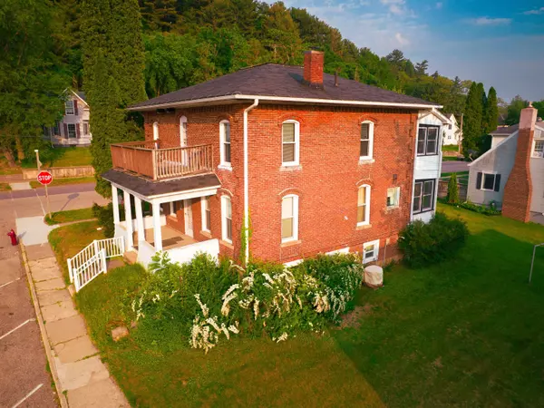 Wonewoc, WI 53968,101 Washington Street