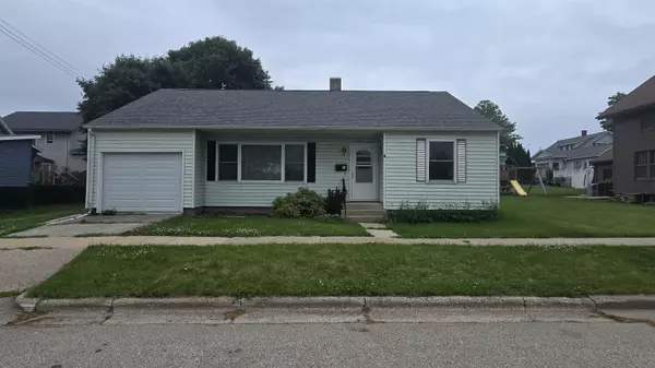 Lancaster, WI 53813,326 N Monroe Street