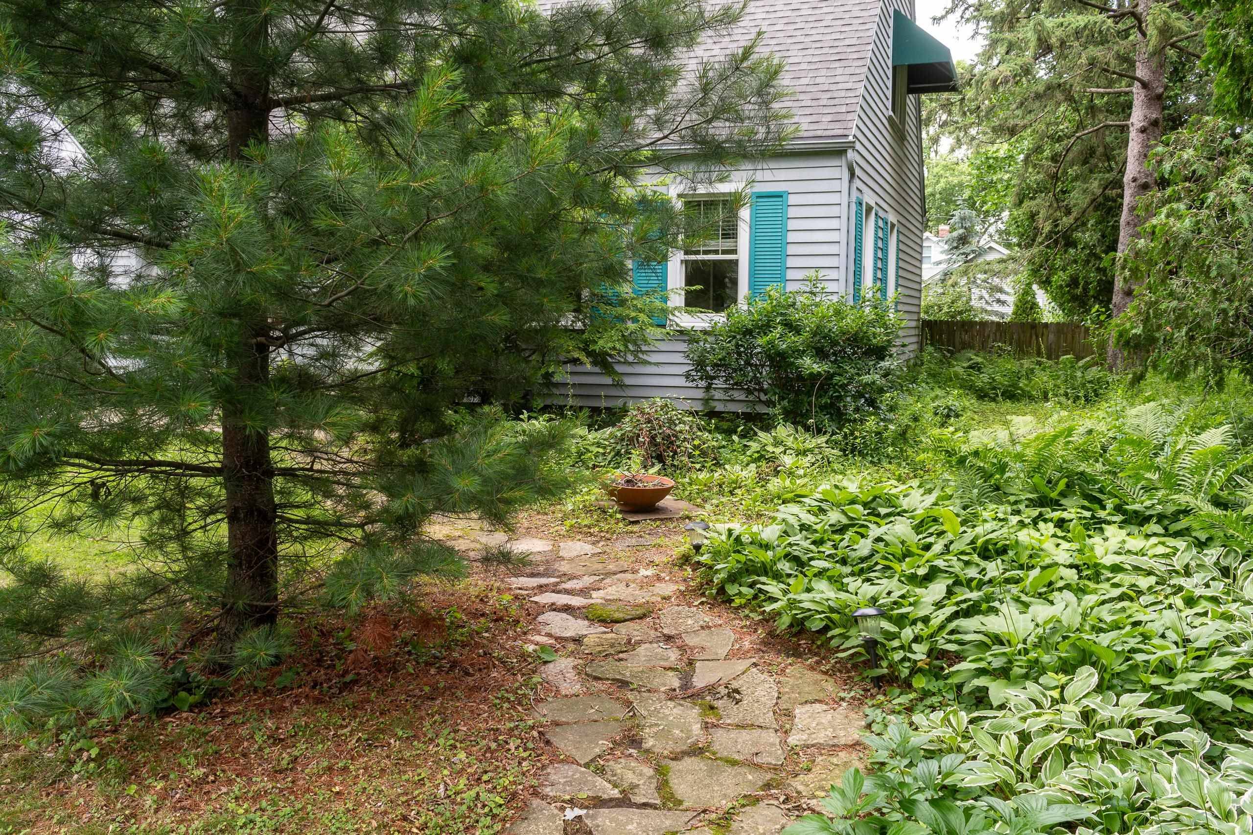 Madison, WI 53711-3716,4234 Doncaster Drive