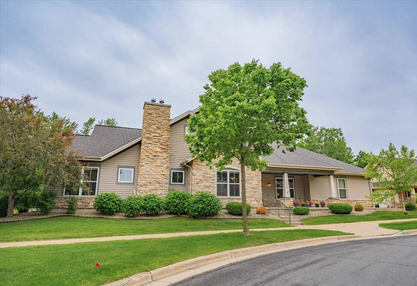 Madison, WI 53719,8201 Highview Drive
