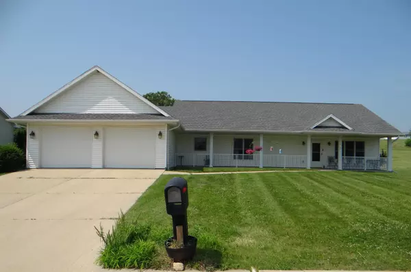 719 Washington Street, Monticello, WI 53570