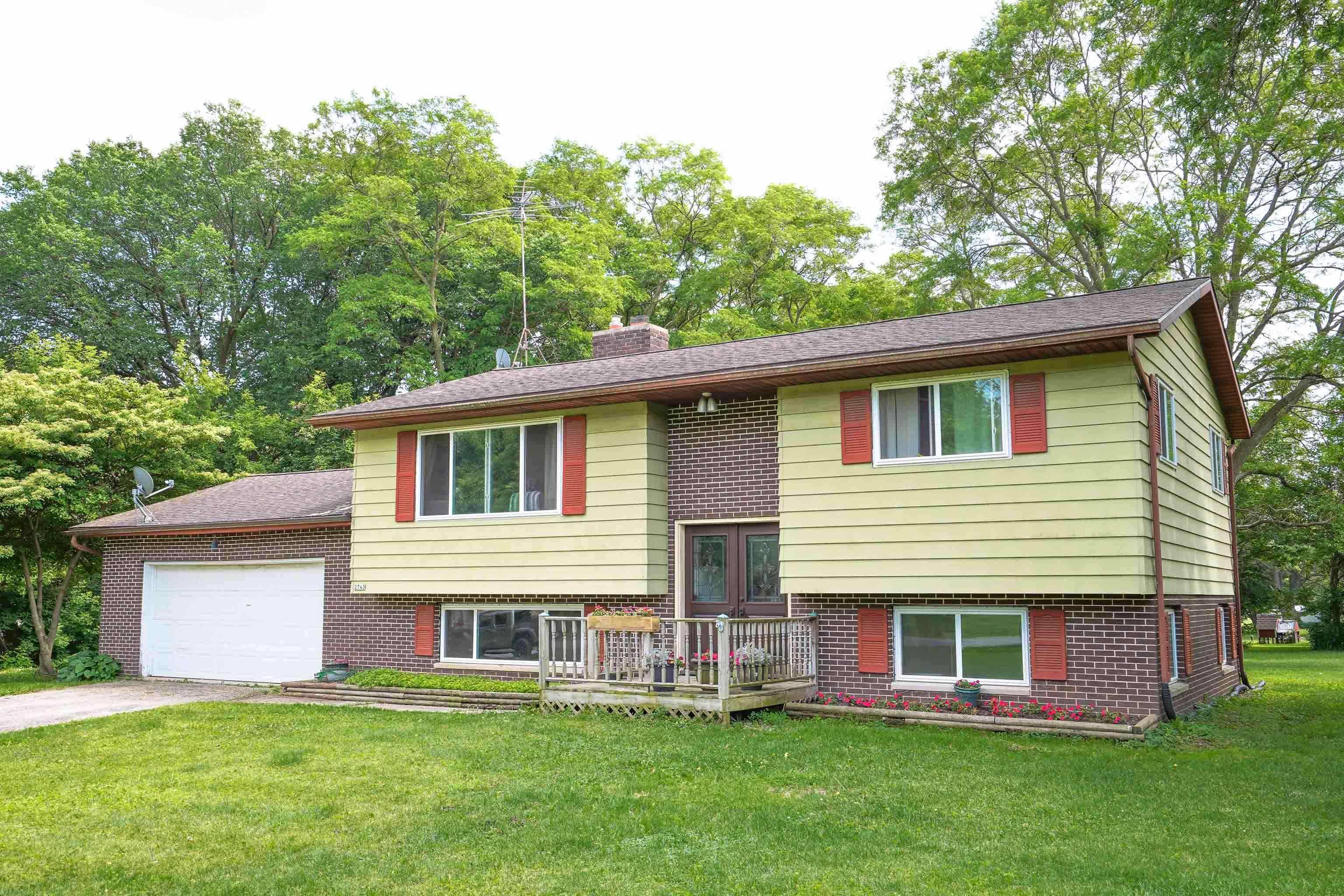 Cottage Grove, WI 53527,2743 Bluebird Lane