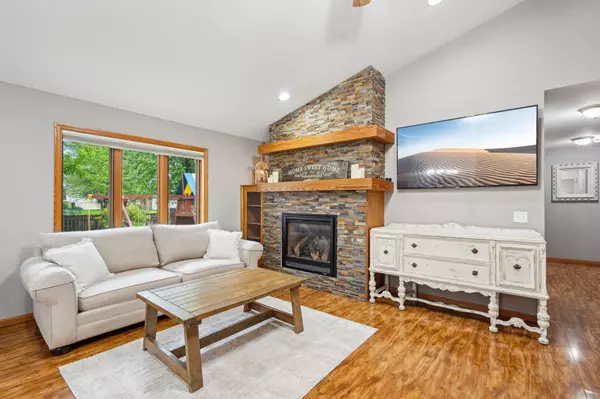 Deforest, WI 53532,348 Country Clover Drive