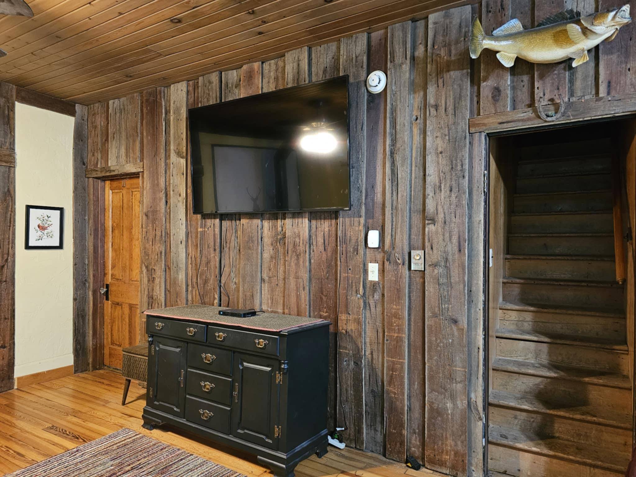 Ferryville, WI 54628,11393 Coulee Creek Road