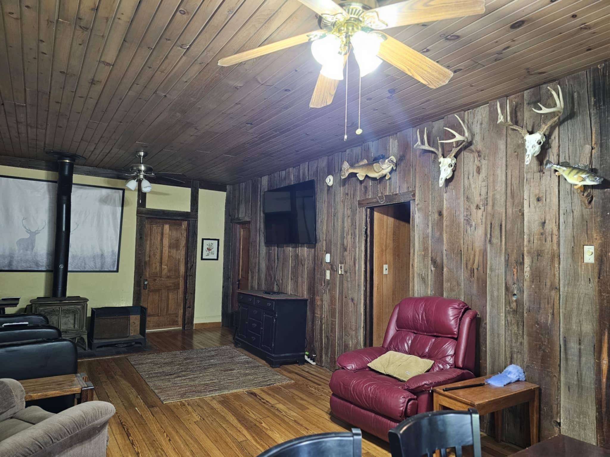 Ferryville, WI 54628,11393 Coulee Creek Road