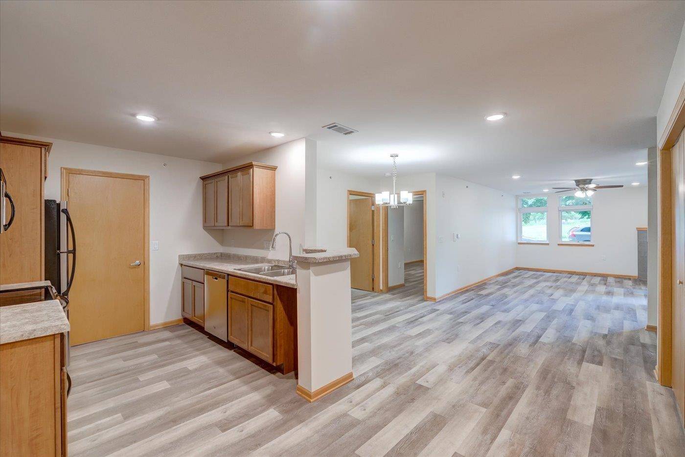 Madison, WI 53719,8206 Starr Grass Drive #103
