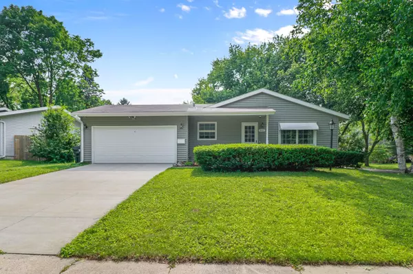 1602 Golden Oak Lane, Madison, WI 53711