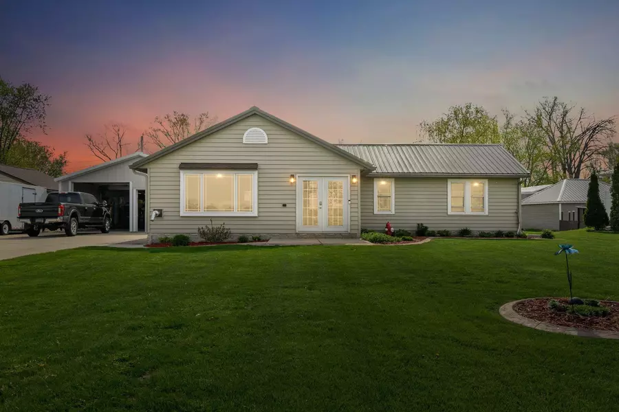 N2482 Rock River Road, Fort Atkinson, WI 53538