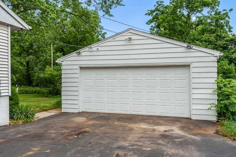 Beloit, WI 53511-2056,605 Crist Road