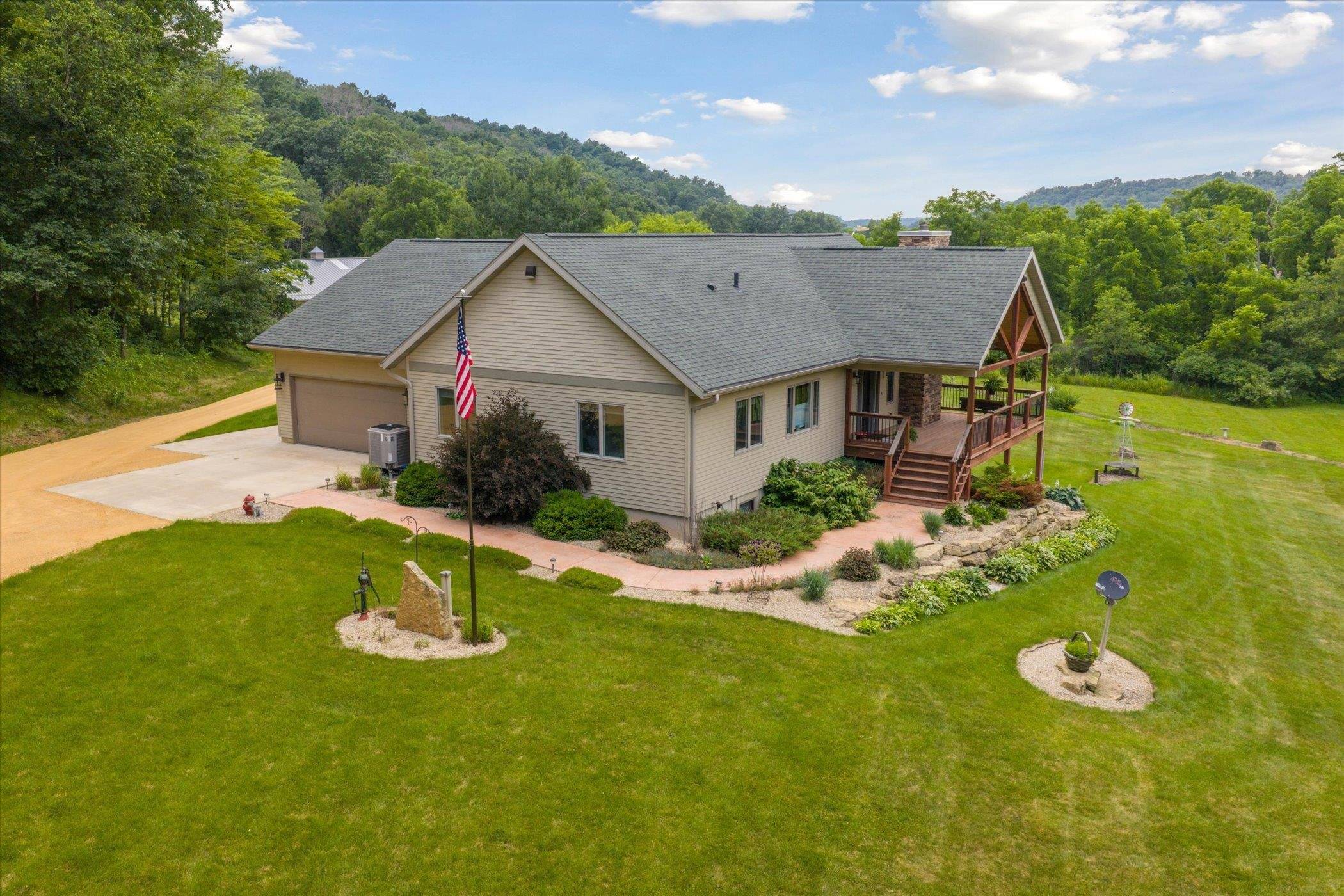 Dodgeville, WI 53533,4198 Wilson Road