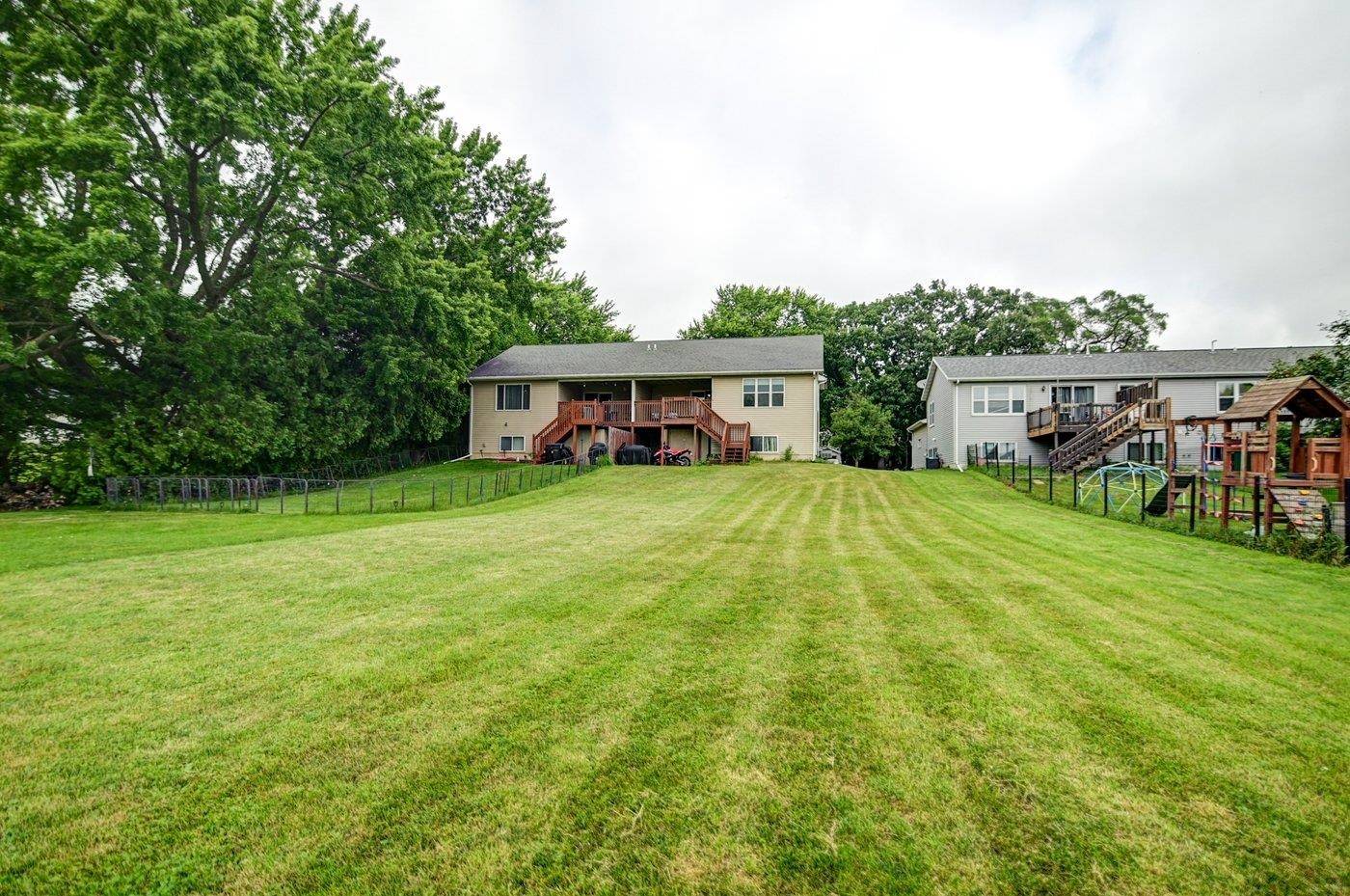 Marshall, WI 53559,426 Waterloo Road