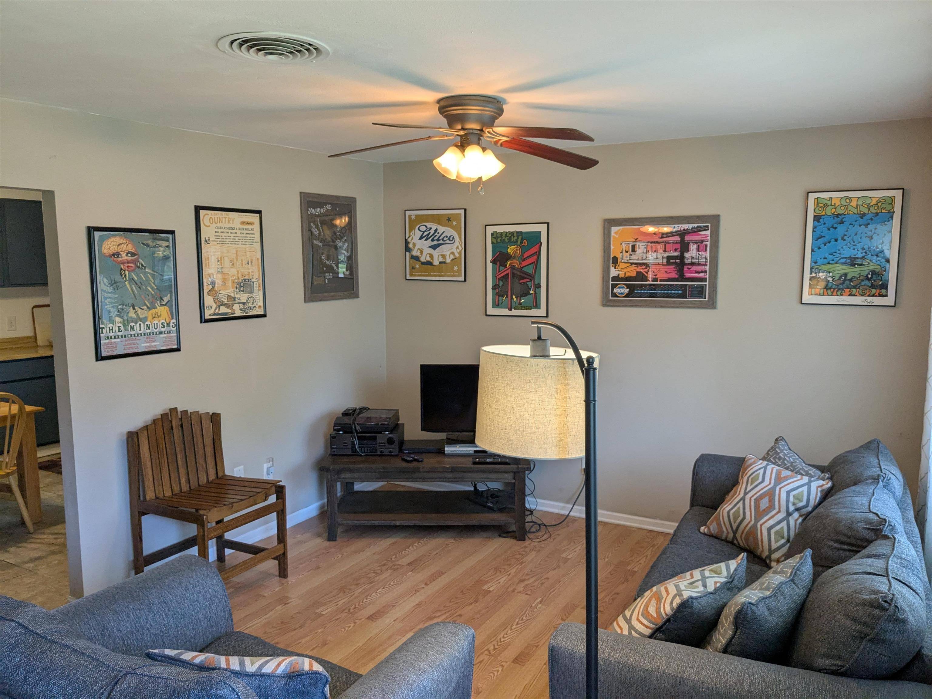 Stoughton, WI 53589,824 W South Street