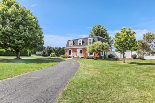 Stoughton, WI 53589,1813 Skyline Drive