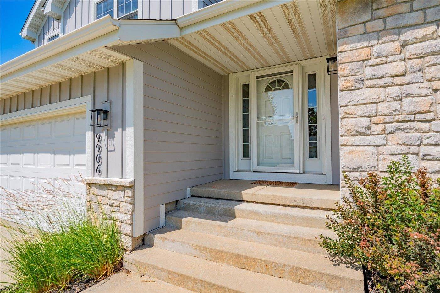 Verona, WI 53593,9906 Talons Way