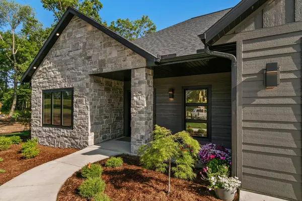 Portage, WI 53901,405 Prairie View Drive