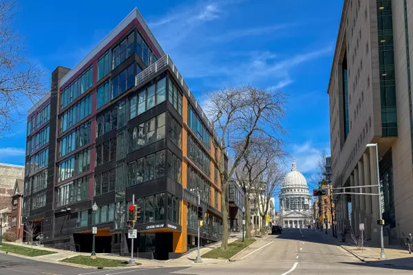 Madison, WI 53703,211 S Henry Street #401