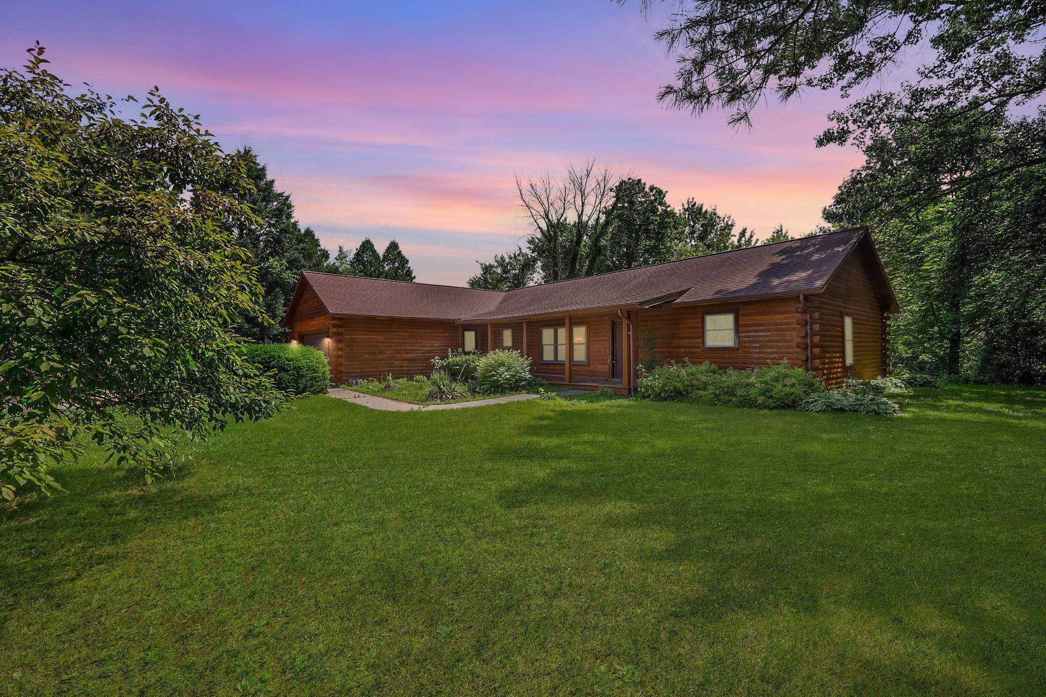 S13078 S Highbanks Road, Spring Green, WI 53588