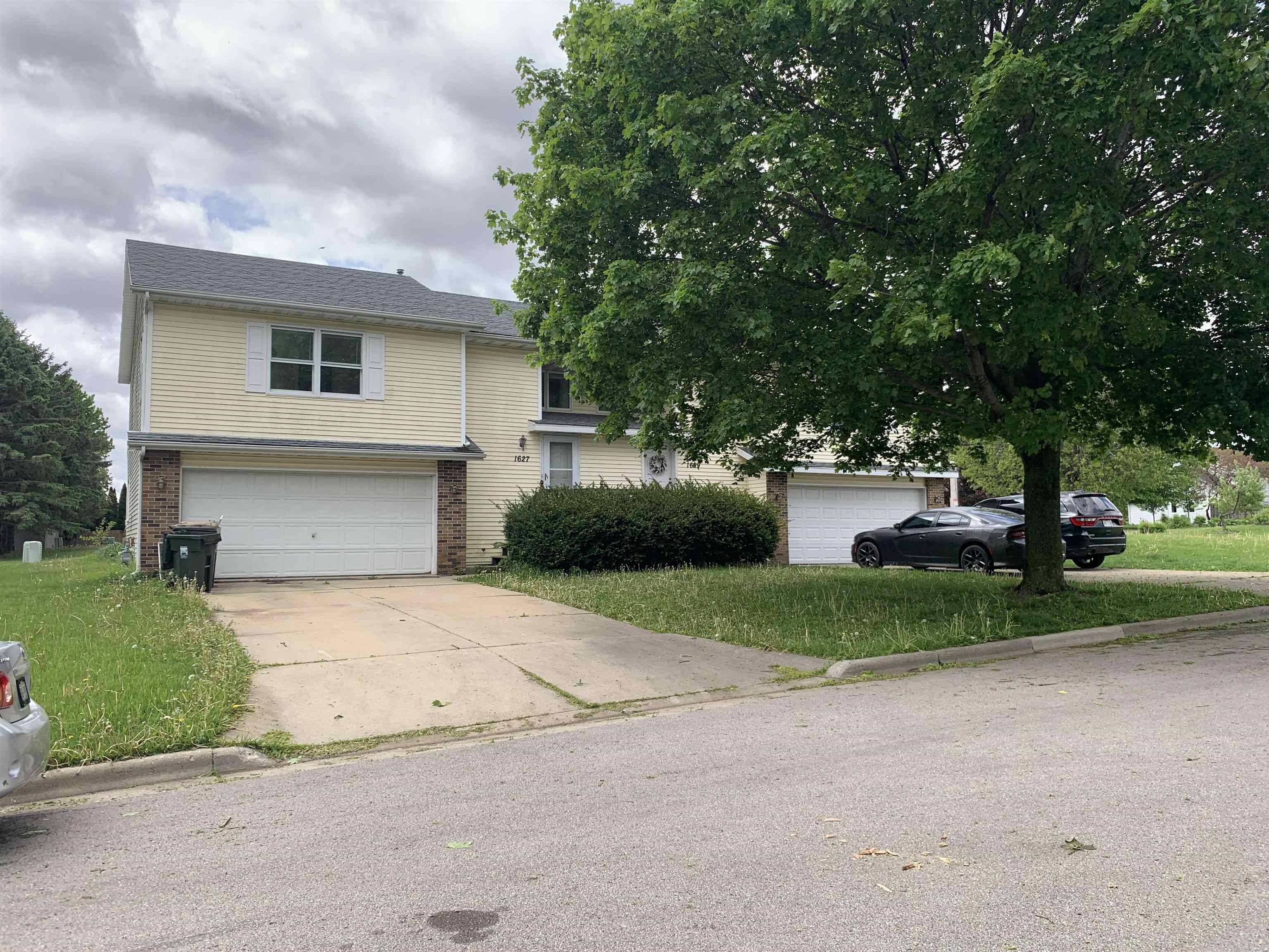 1627-1629 Rustic Drive, Sun Prairie, WI 53590